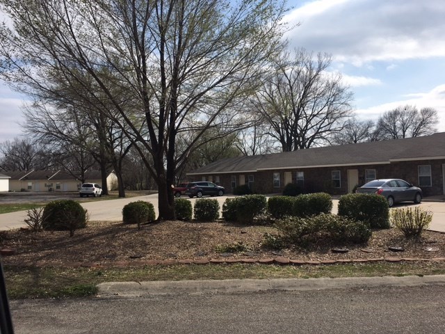 213 W Atkison Ave Apt B Butler Mo